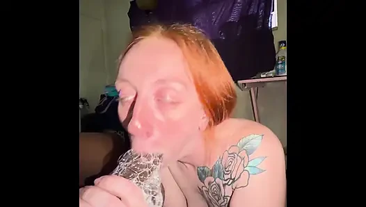 Özensiz pawg gırtlağına kadar