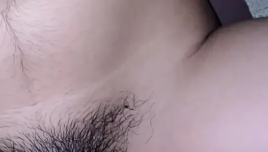 Pinay öğrencisinin içine ilk kez boşalıyor