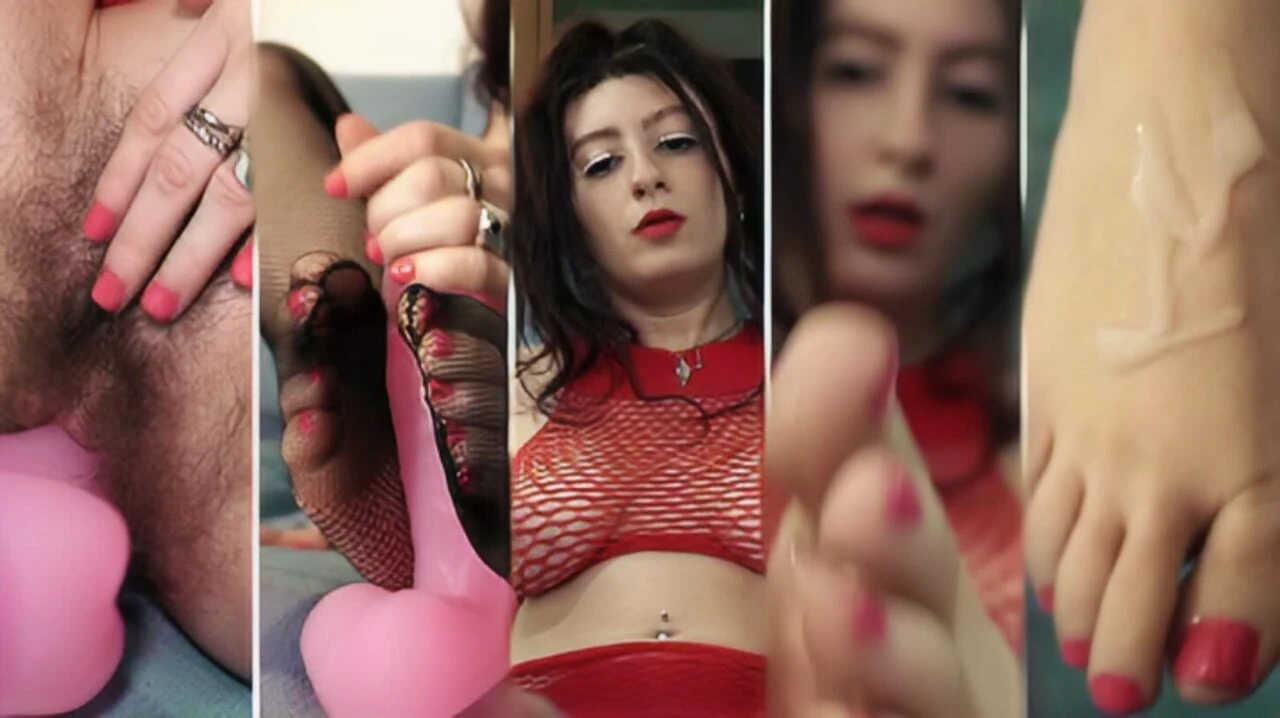 A stunning girl teases with a FOOTJOB, while cum envelops her FEET!😈(dialoghi ita)