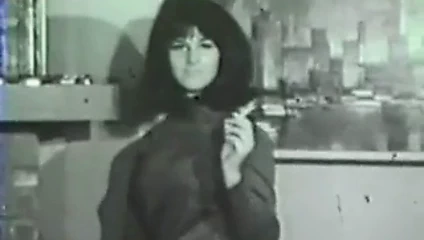 Et ampulleriyle aydınlatılmış