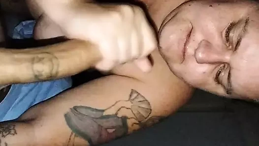 Sexywifedd büyük horoz emme sonra büyük bir yük arasında boşalmak kırlangıçlar