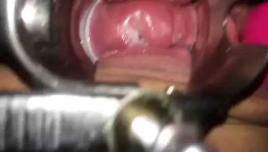 Karıştırmayı ve cumshots yapmayı seviyoruz!