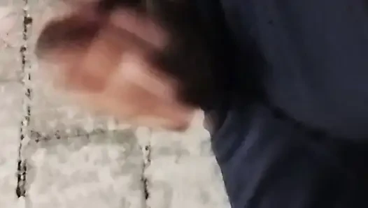 Bu üvey baba mastürbasyon yapıyor