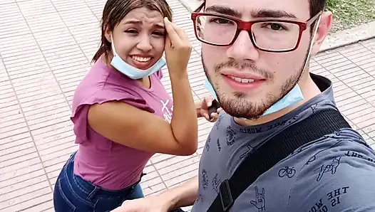 Üvey erkek kardeşimin yeni satın aldığını gördüğümde, zenginle sikişmek istedim, Miami'de satın aldım