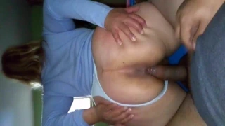 montada en la verga de espaldas