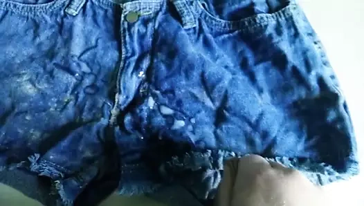 Cum üzerinde şort tekrar
