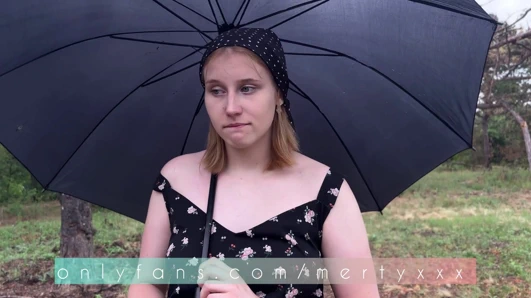 Köyden sarışın bir kızın ilk anal seksi