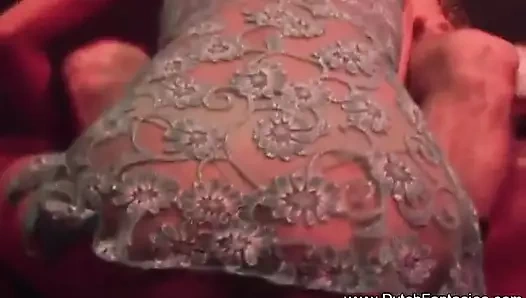 Hollanda kulübünde eğlenceli zaman seks