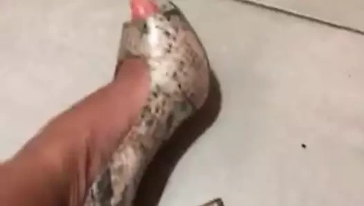 Sıcak mexican sürtük marcela almak dışarı ona topuk bir showis ona ayaklar