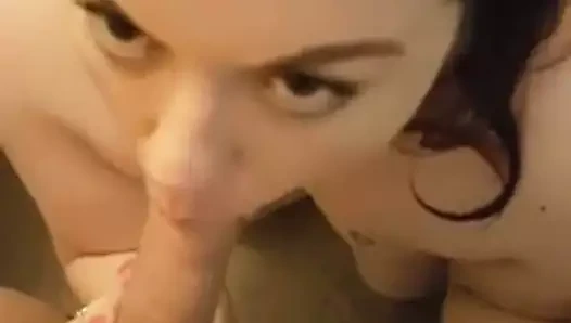 güzel oral seks itibaren genç sürtük