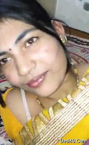 Desi randi boob press ona müşteri