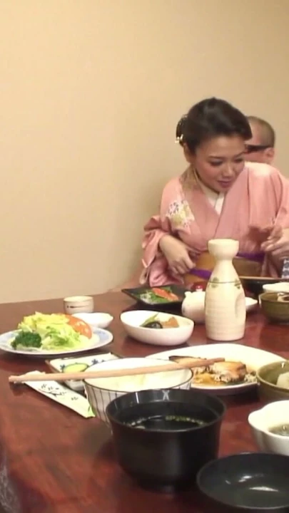 Yüzüme otur ve seni yalayacağım japon kız, amını yalayacağım – üvey baba | Klip 1