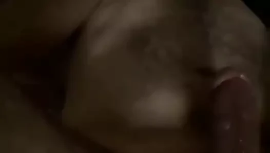 hatun amcigini yalatiyor
