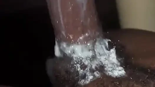 Oyuncağımı sikiyorum