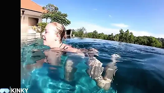 Havuzda nefes tutma eğitimi