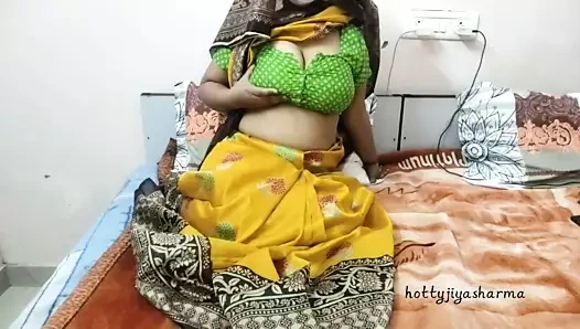 Bhabhi ki salwar khol ke badi gand dekhi