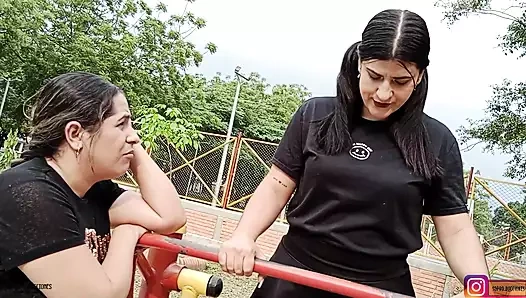 Arkadaşımı ayrılığından sonra kedi yalamayla biten rahatlatıcı - ispanyolca porno