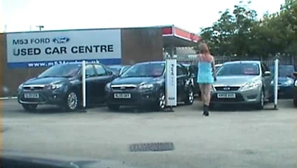 Kullanılmış araba merkezinde zoe travesti fahişe