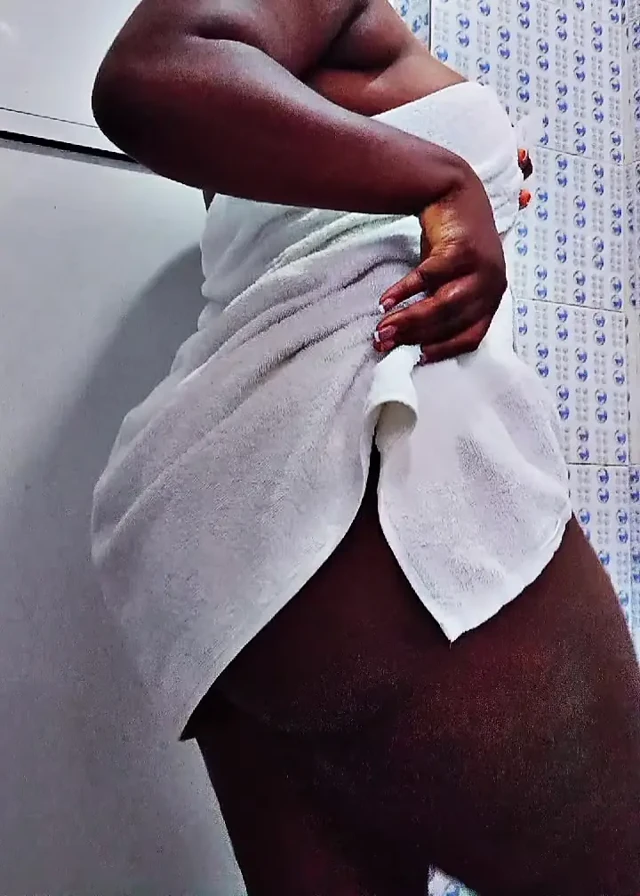Benimle soyun