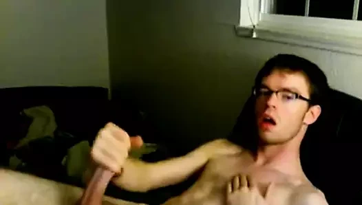 Körler yukarı bakar