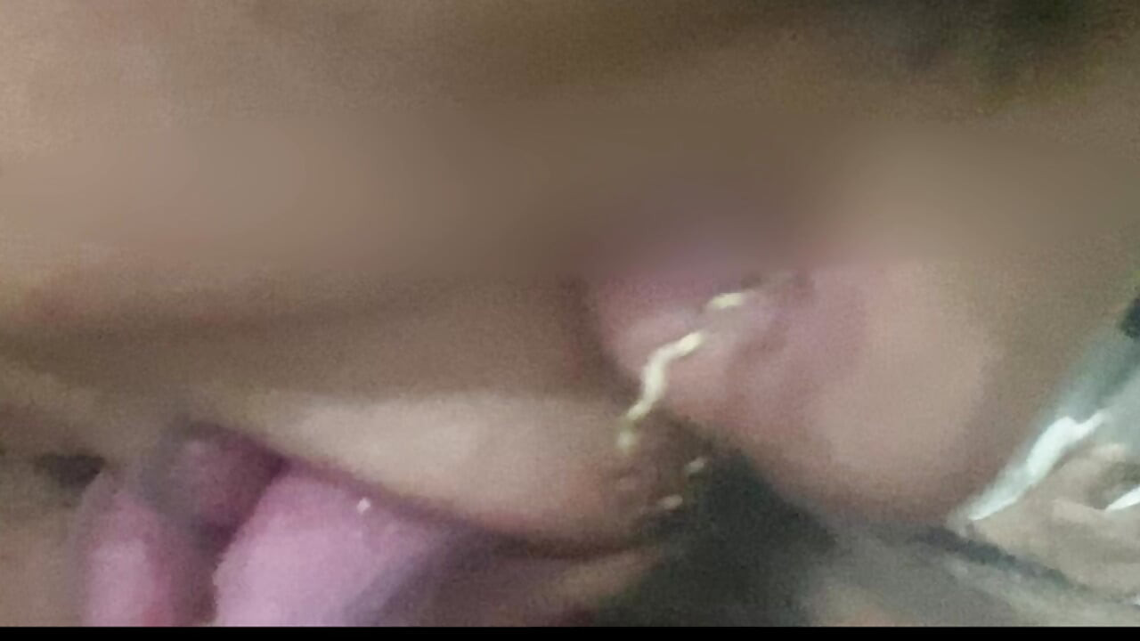 indian Tamil akka eatt handsomboy tamilnaadu boys lips by kissing