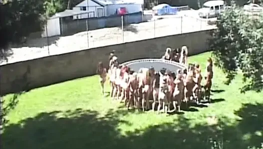 Fransız hatunlarla fışkırtmalı grup seks partisi bir kez gördüğünüzde aklınızı alacak