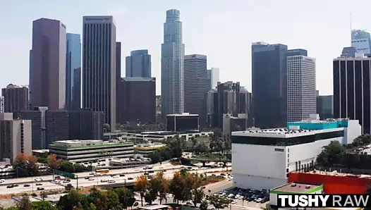 Tushyraw bugün tüm deliklerini doldurmak istiyor