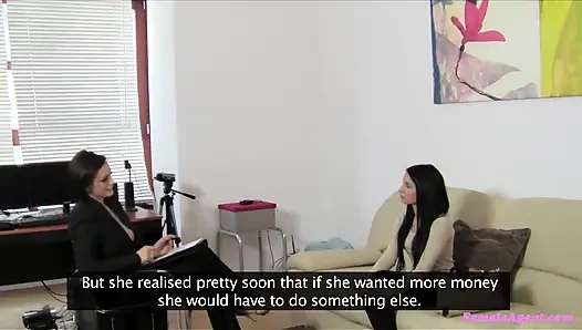 Kadın ajan - harika memeli ince hatun takma yarak macerasıyla şaşırıyor
