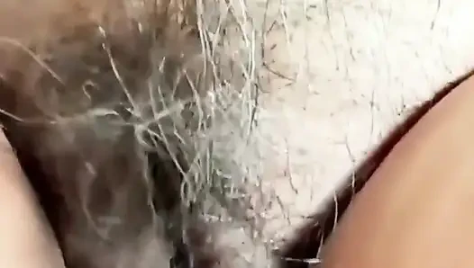Amcığım her şeyi net bir şekilde görmen için tam önde ve ortada olacak