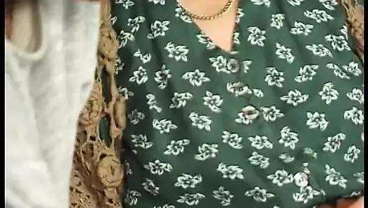 Komşu nine onu sikersem bana biraz para sözü ver