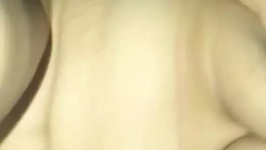 cuming üzerinde ona