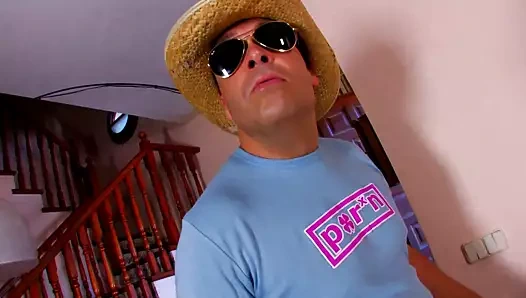 Çok kıvrımlı bir Fransız kaltak!