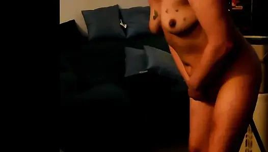 Makine domalarak sikiliyor (260101D3)