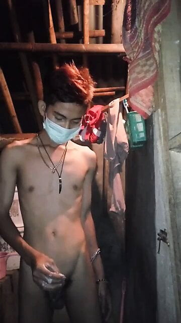 Brondong indo coli sebelum mandi