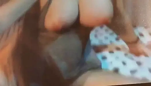 Sıcak görüntülü görüşmede yalnız