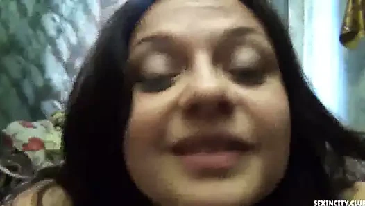 Rus oğlan sikme Rus olgun anne evde