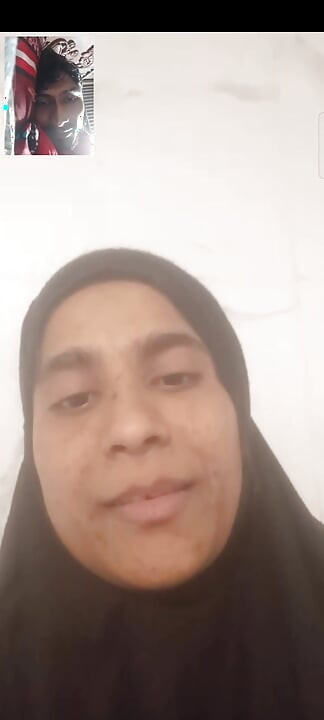 Suudi Arabistanlı kızlarla telefon görüşmesi yaptım.