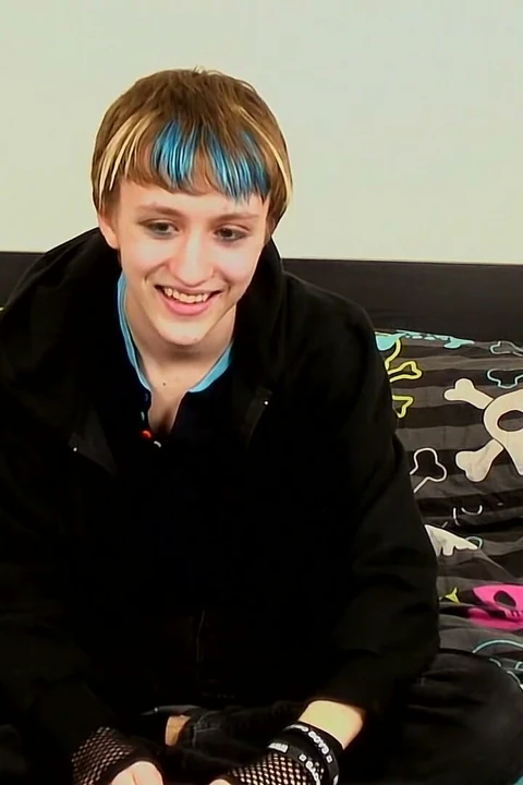 Emo Teen Dick with Wanking Boy Blayde