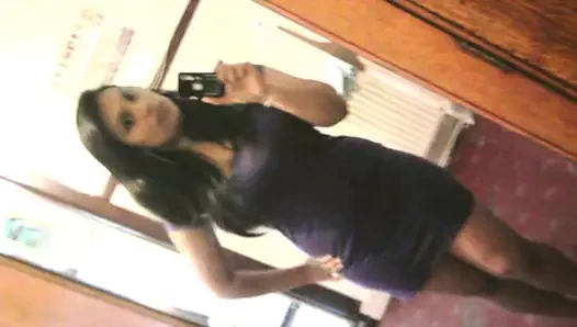 Hintli kız gösterisi