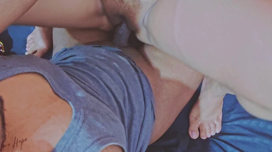 Endonezyalı karımın arkadaşıyla seks yapıyorum.