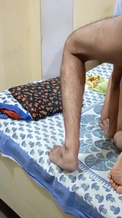 Üvey kız kardeş seks için büyük bir yarak istiyor bhai duj üvey erkek kardeşine özel hediye talebi bhua ki ladki festivali seks videosu | Klip 3