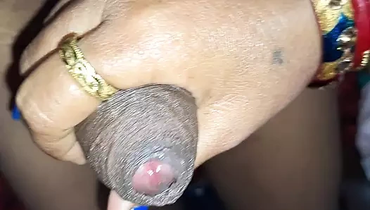 Kadınlar tarafından yarak masajı teyzem bana zevk veriyor