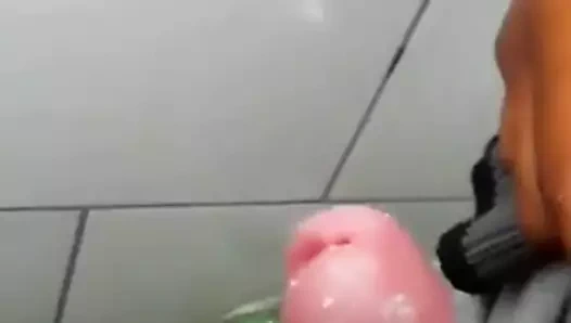 çok sevimsiz çük bulundu