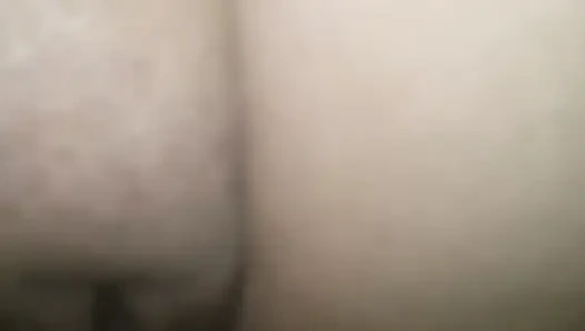 Sekreter evimde sikiliyor