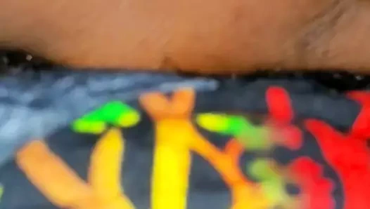 Orgazm olana kadar yüzünü sür