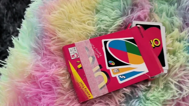 Üvey babam bana yeni bir oyun öğretiyor