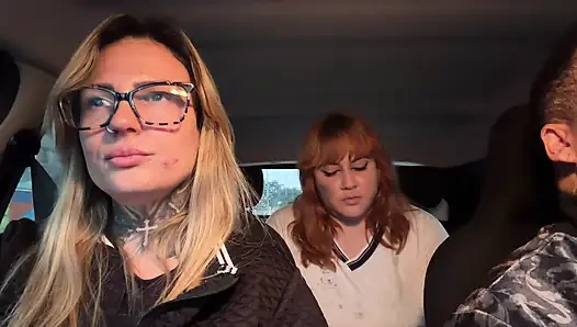 Karton leş yiyci bizi görünce azgındı