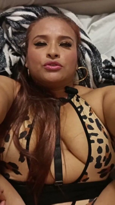 Dün Ne Oldu?: Şanslı Adam Güzel MILF Yanında Uyanıp Sikiyor | Bölüm 3