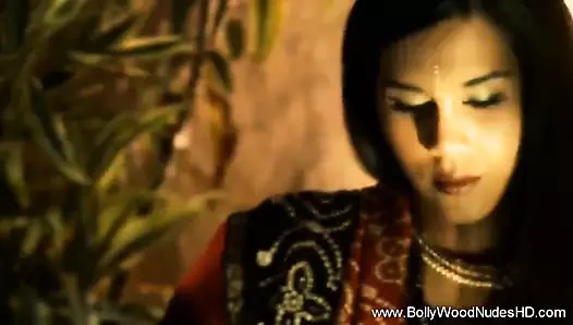 Ah o günü nasıl seviyor