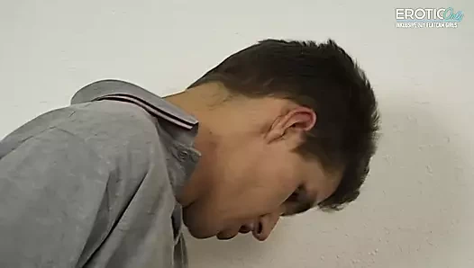 Daha derine inerken merhamet yok